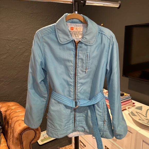 Vintage powder blue belted nylon ski jacket - Picture 4 of 8